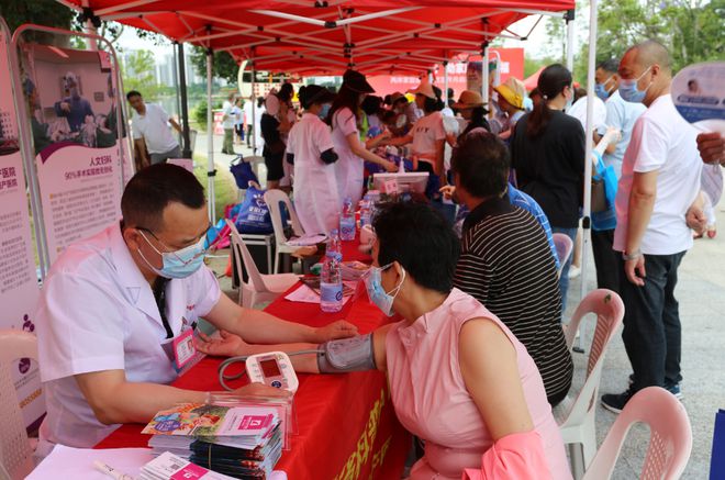 福州市首個兩岸家庭健康交流宣傳月啟動!&ldquo;倡新時代婚育文化 助家庭和諧幸福&rdquo;主題活動成功舉辦